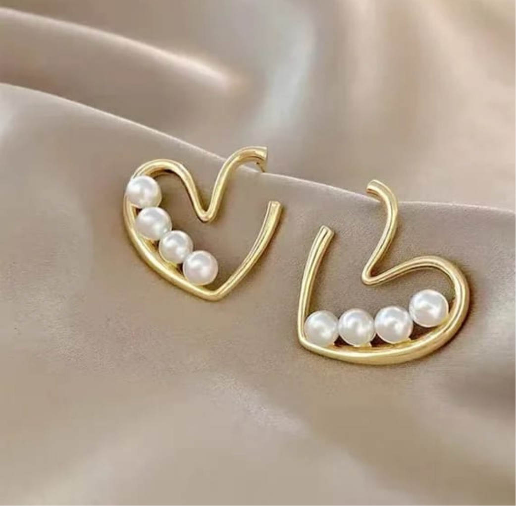 Heart and Pearl Studs