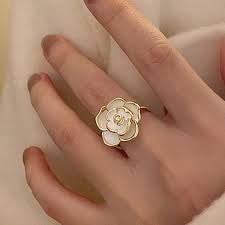 White Rose Ring