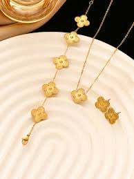 Gold Jewellery Set